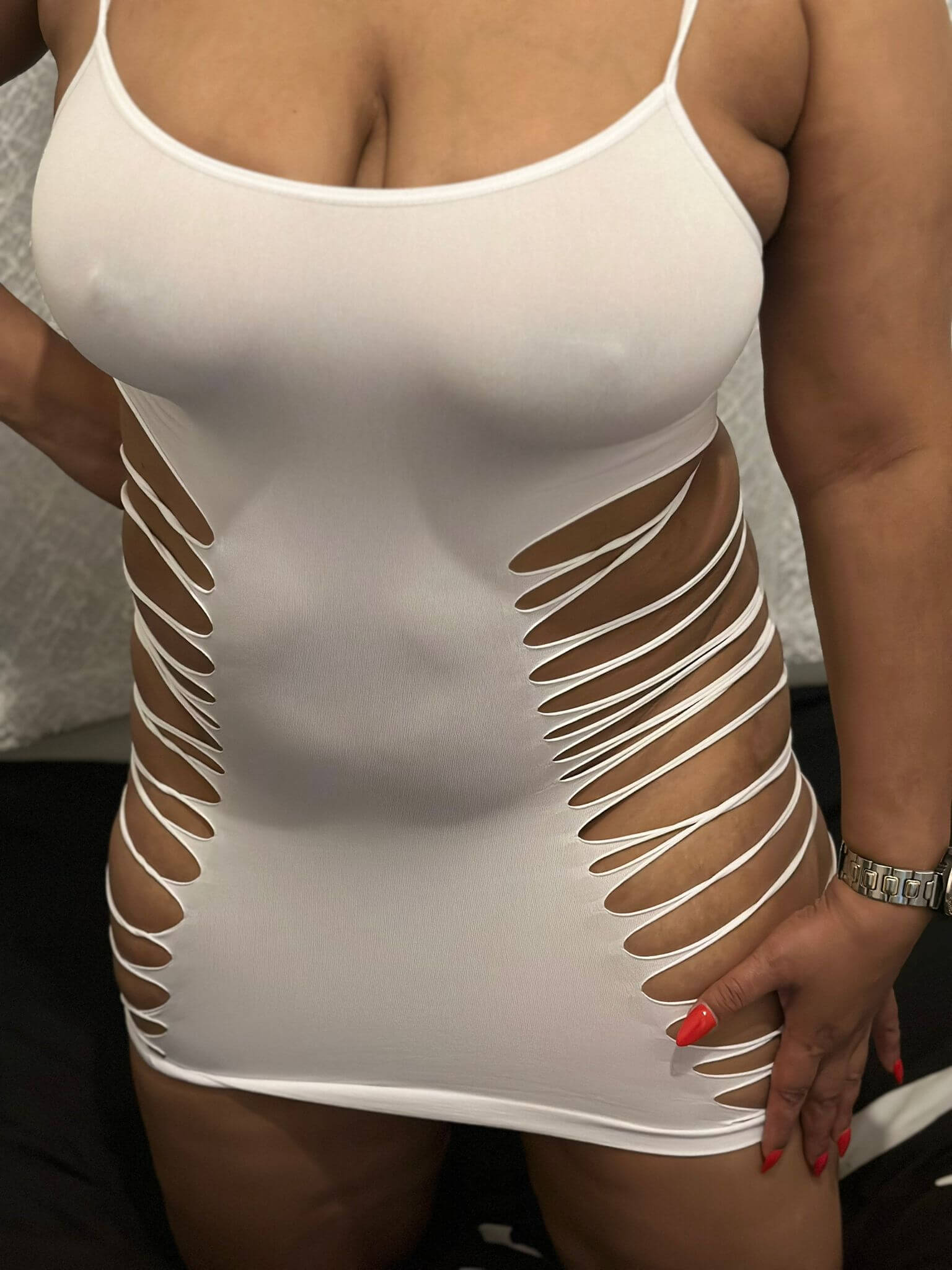 פטרשה- מבנה גוף סקסי אישה חמה בתל אביב